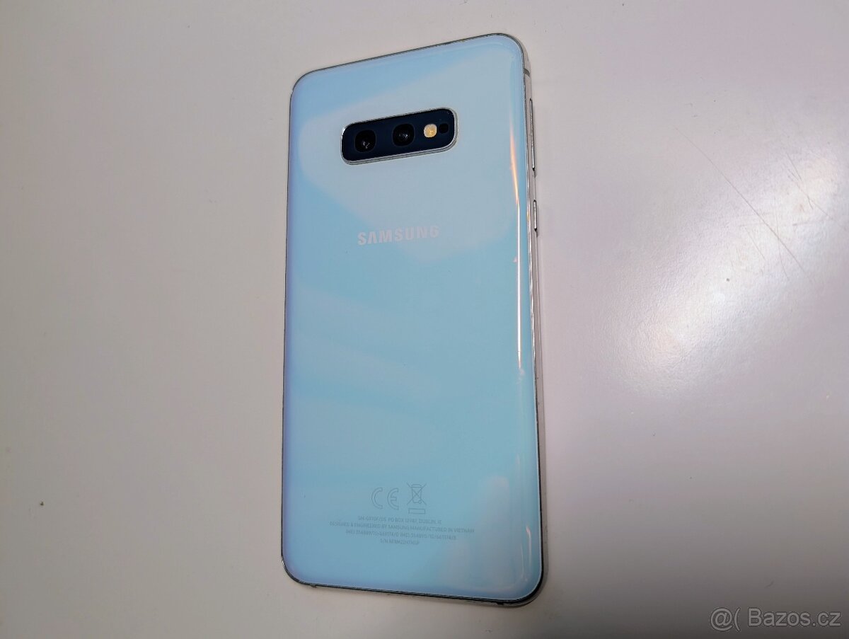 Prodám Samsung Galaxy S10e - prasklý displej - 3