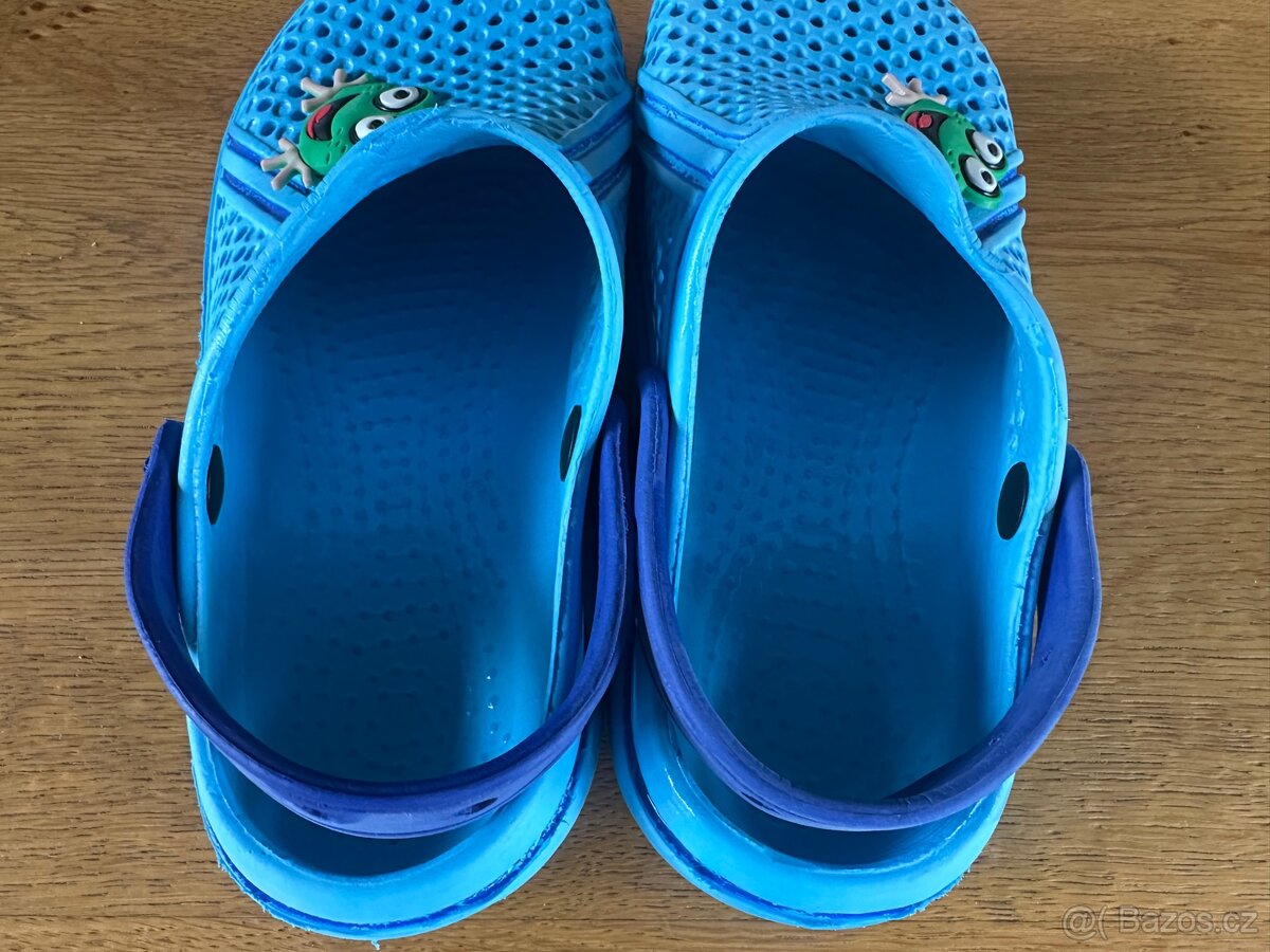 Pantofle / přezůvky vel. 31 - 3