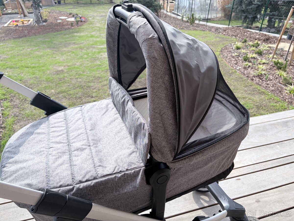 Kočárek Thule Sleek šedý + korbička Thule - 3
