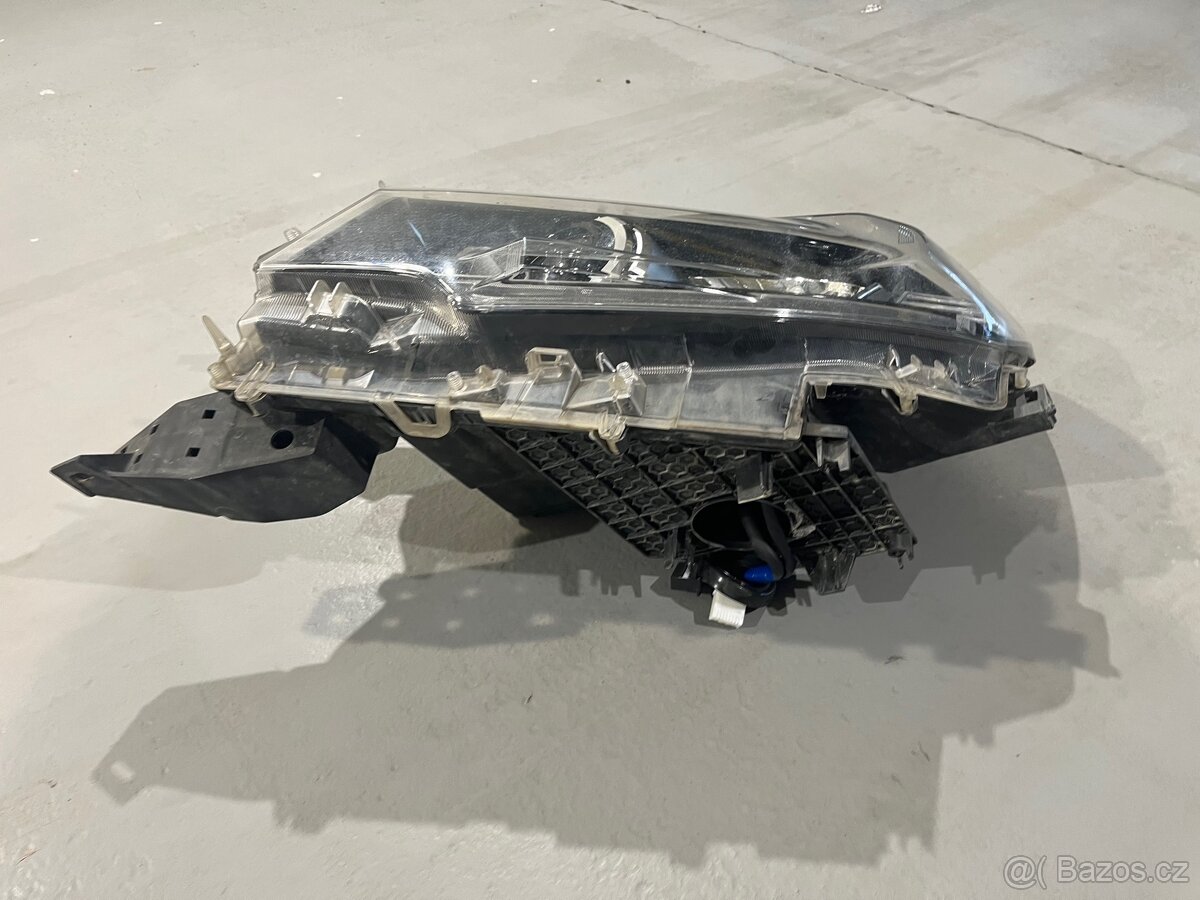 Světlo Toyota Land Cruiser 150 2019