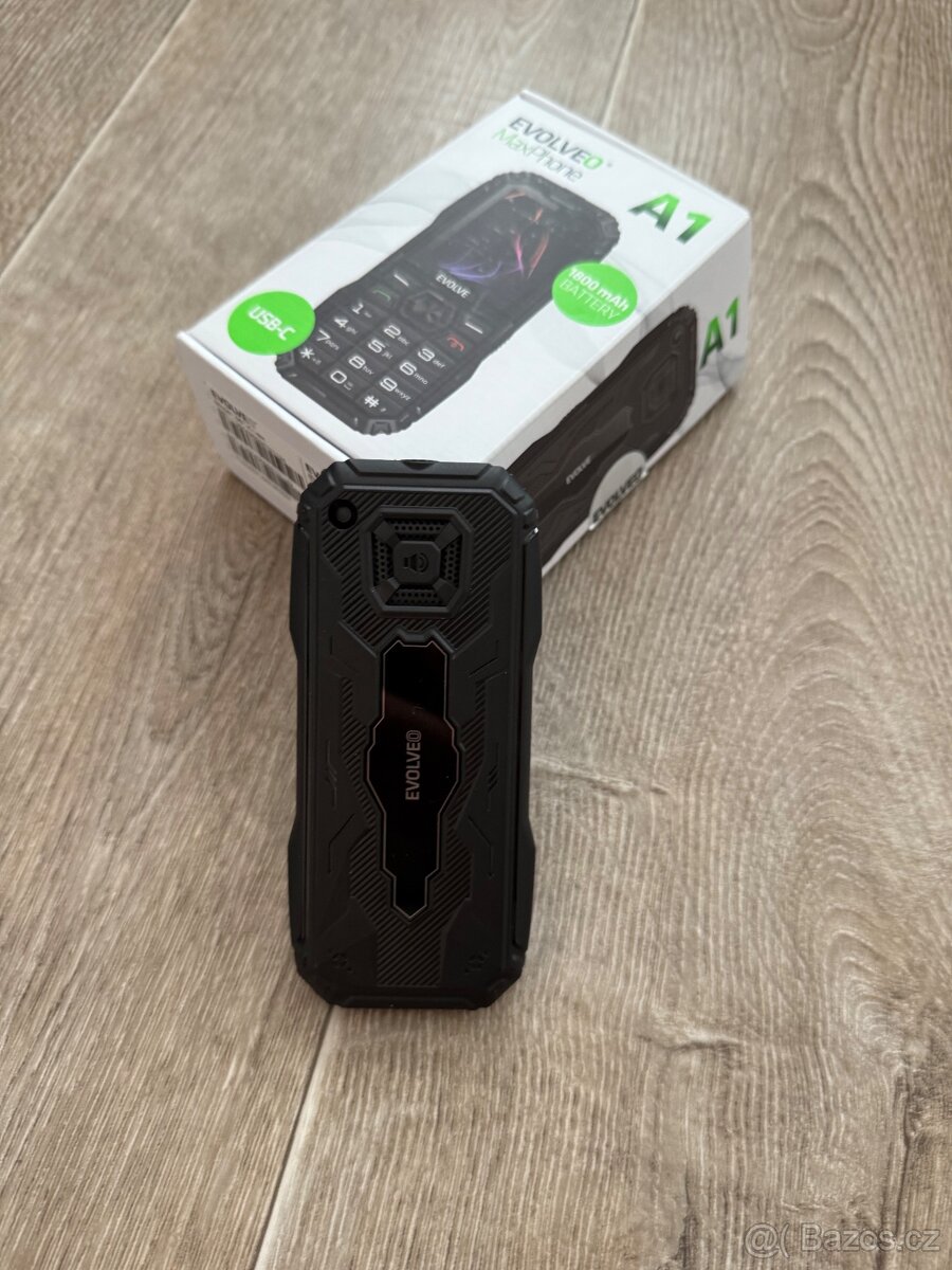 Evolveo MaxPhone A1 - 3