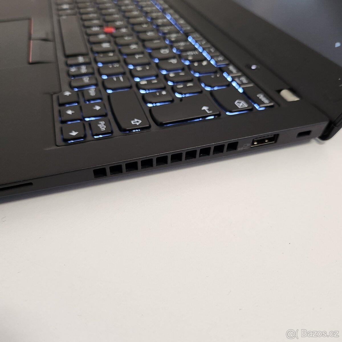 Lenovo Thinkpad X13 /AMD Ryzen- 6jader/16GB-DDR4/ - 3