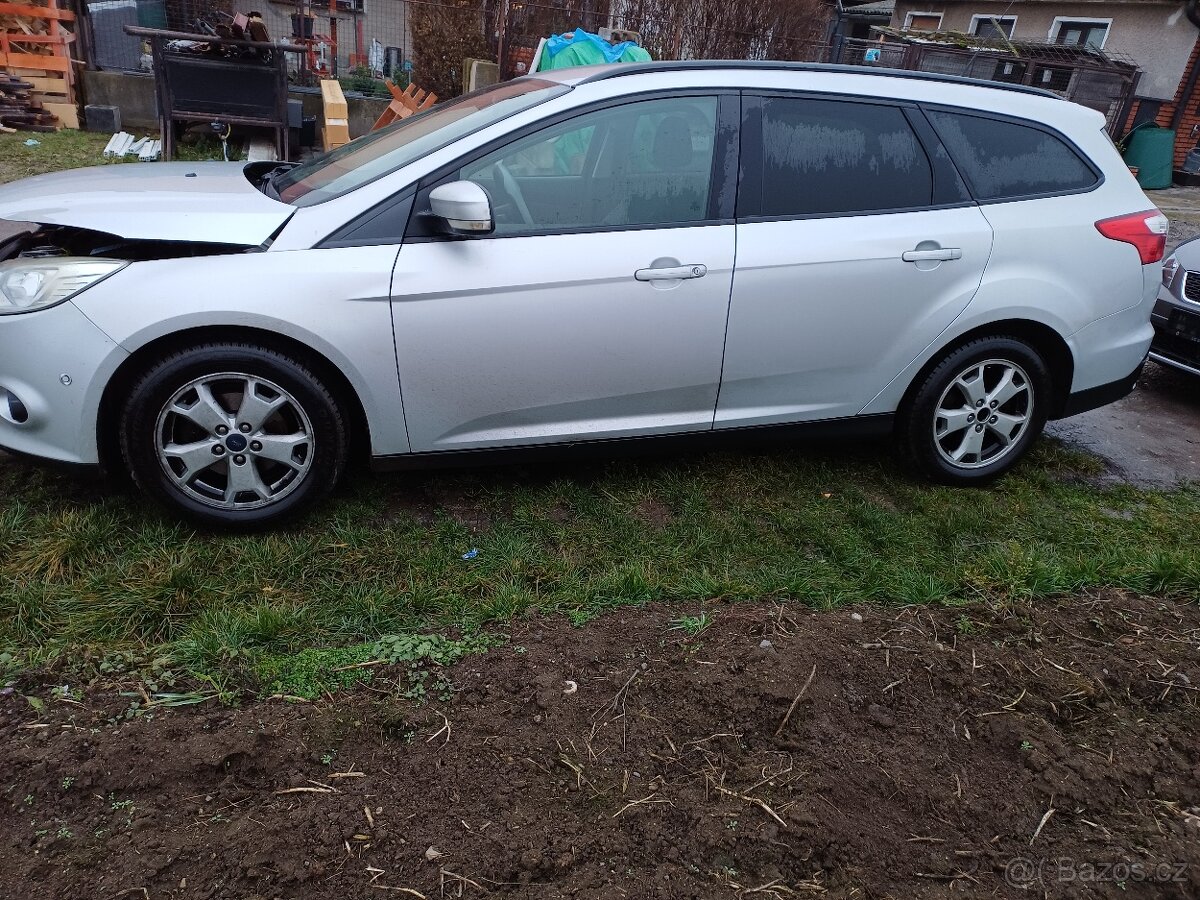 Ford focus combi 1,6 nafta - 3