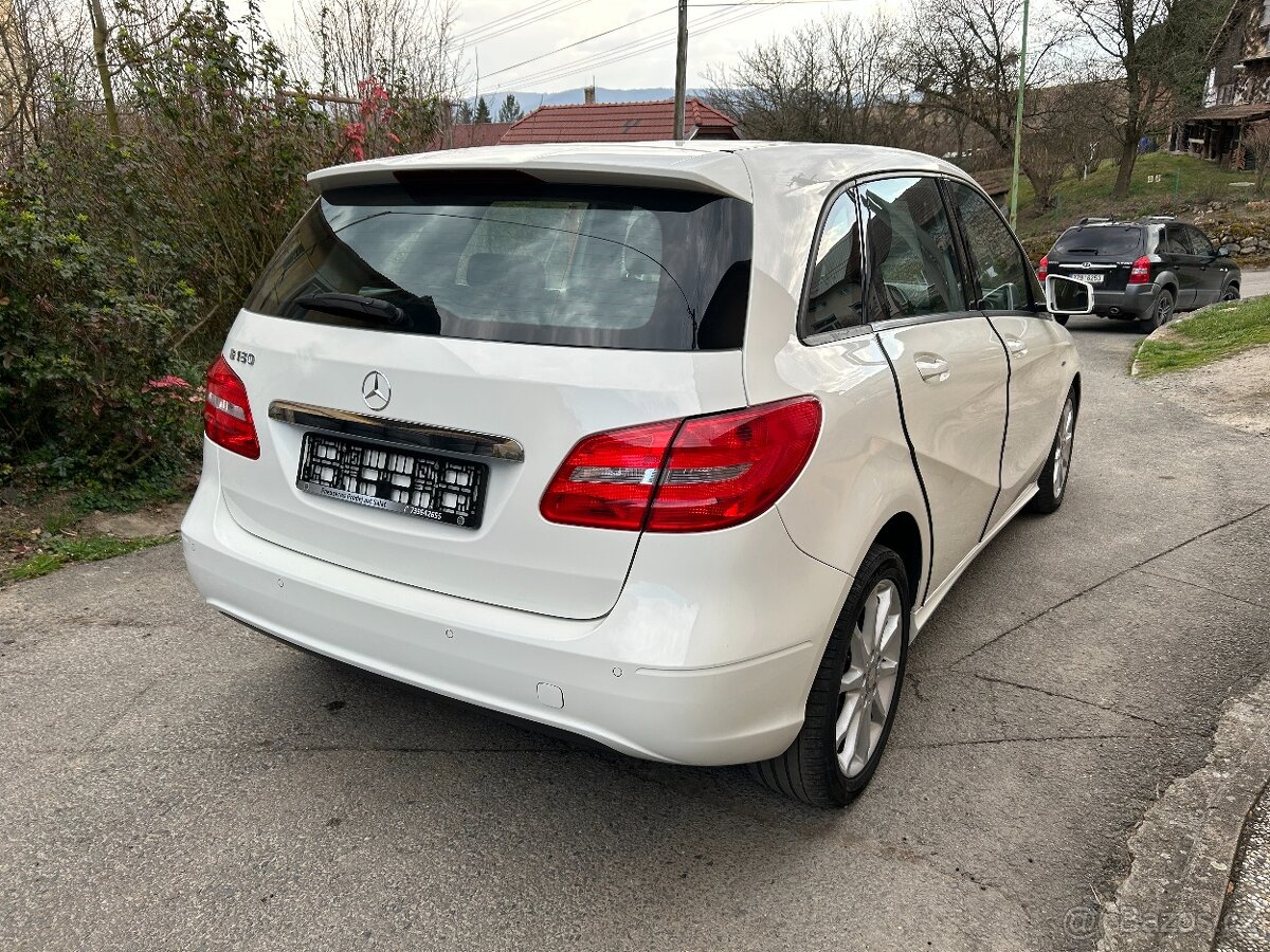 Mercedes-Benz B 180i - 3