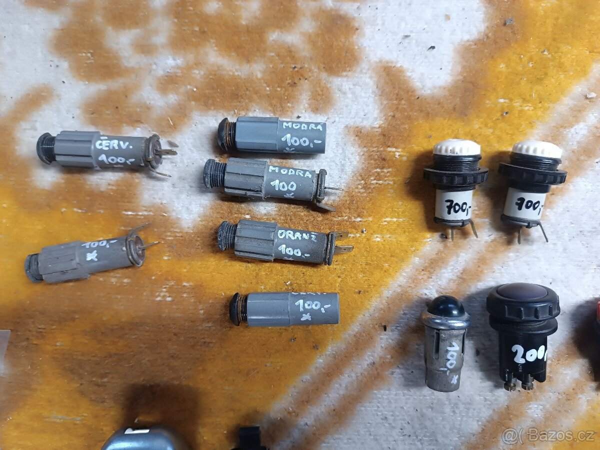 Přepínač svetel Jawa,patice,kontrolka,relátko,stadion - 3