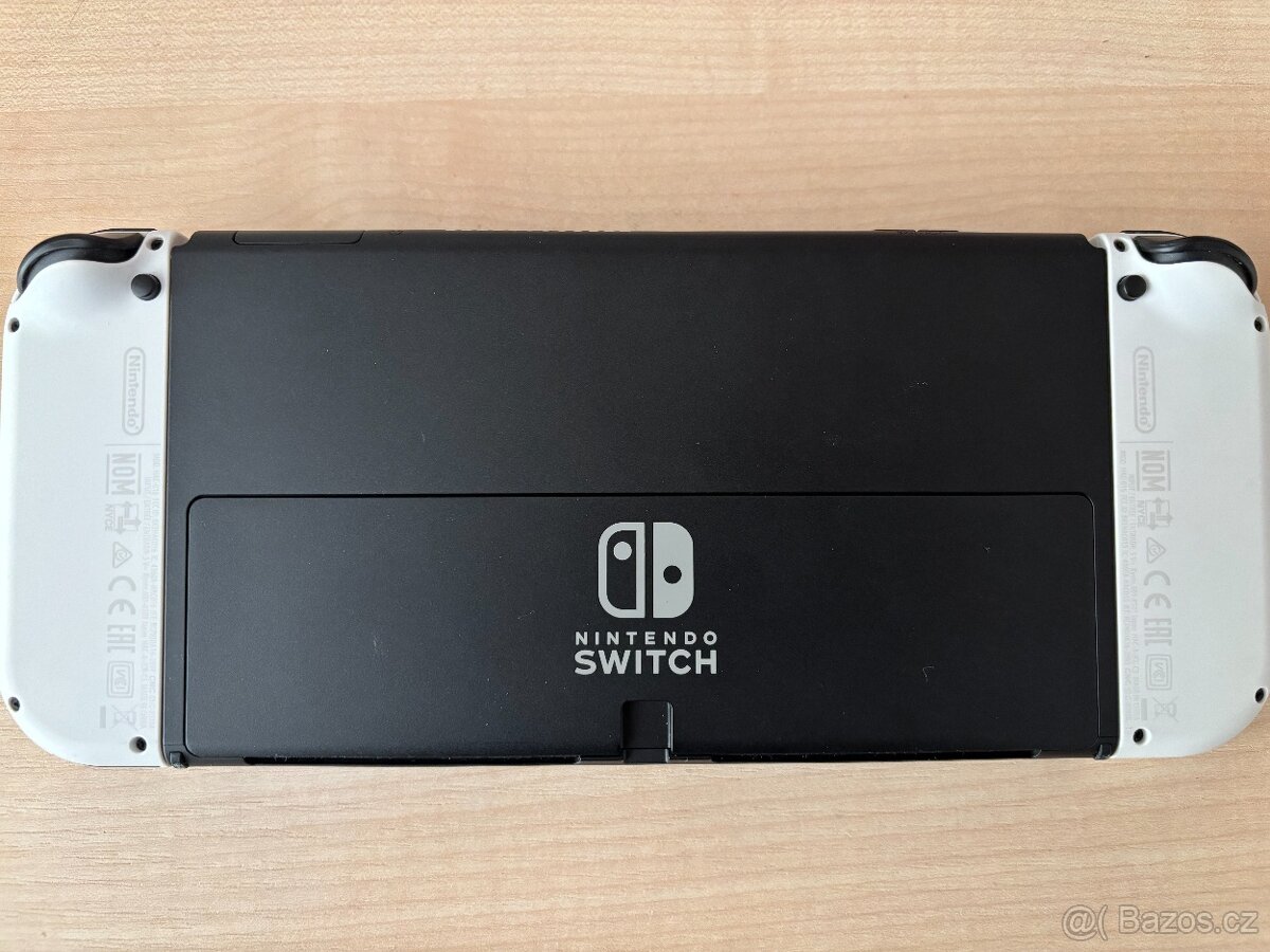 Nintendo Switch OLED - 3
