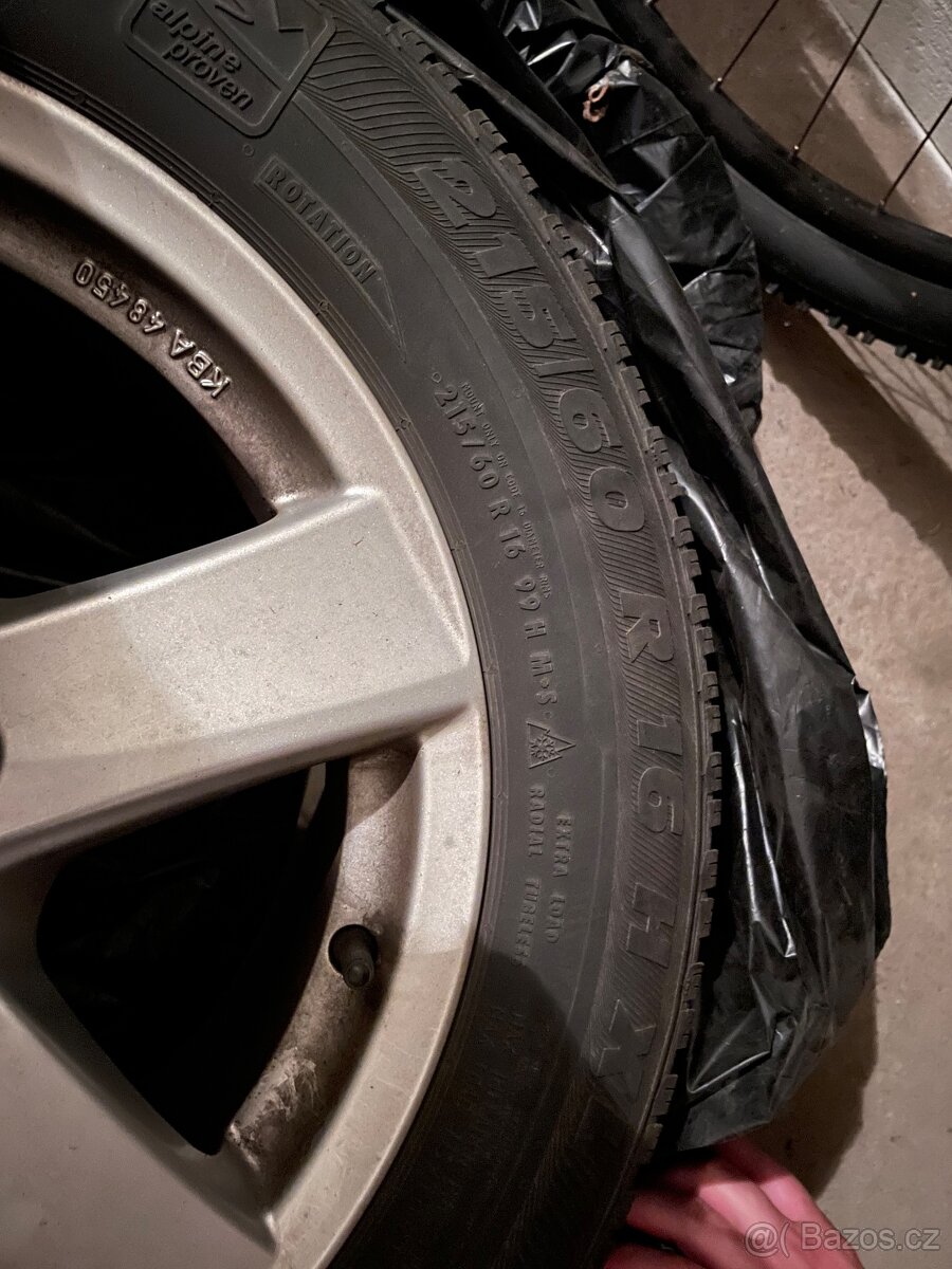 Nabízím kompletní sadu zimních pneumatik včetně disku - 3
