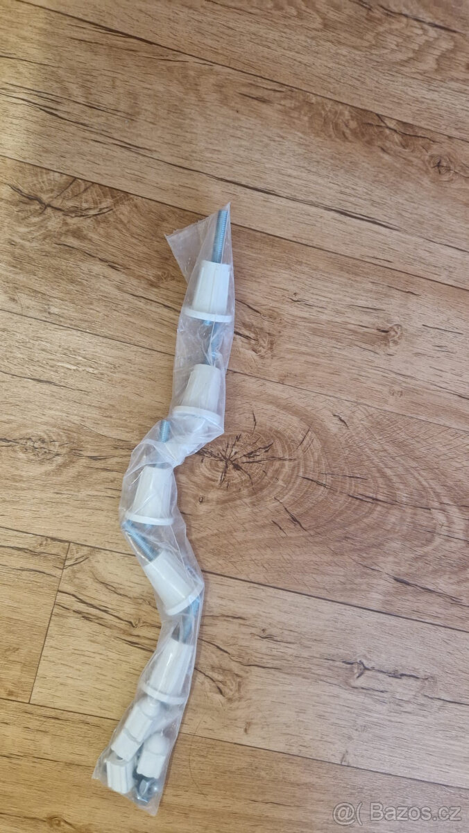 Nové nastavitelné NOŽIČKY pod sprchovou vaničku, 5ks - 3