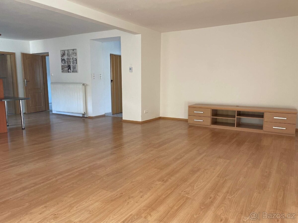 PRON. 5+KK Milešovic - 3