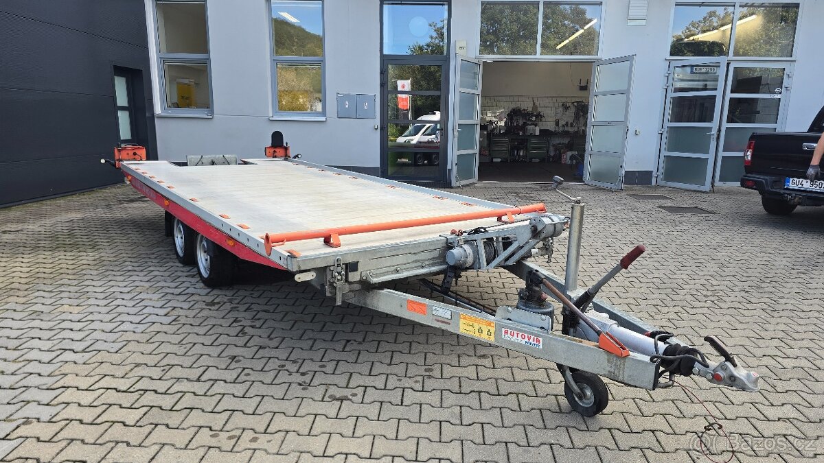 Prodám PŘEPRAVNÍK NA AUTA zn.VEZEKO - 3