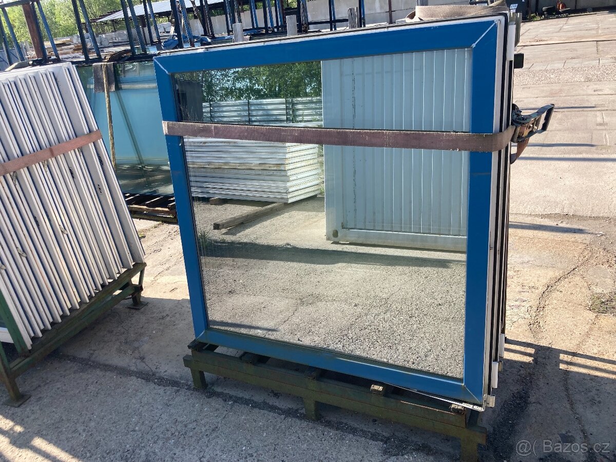 Okna, výlohy, okenní skla - 3