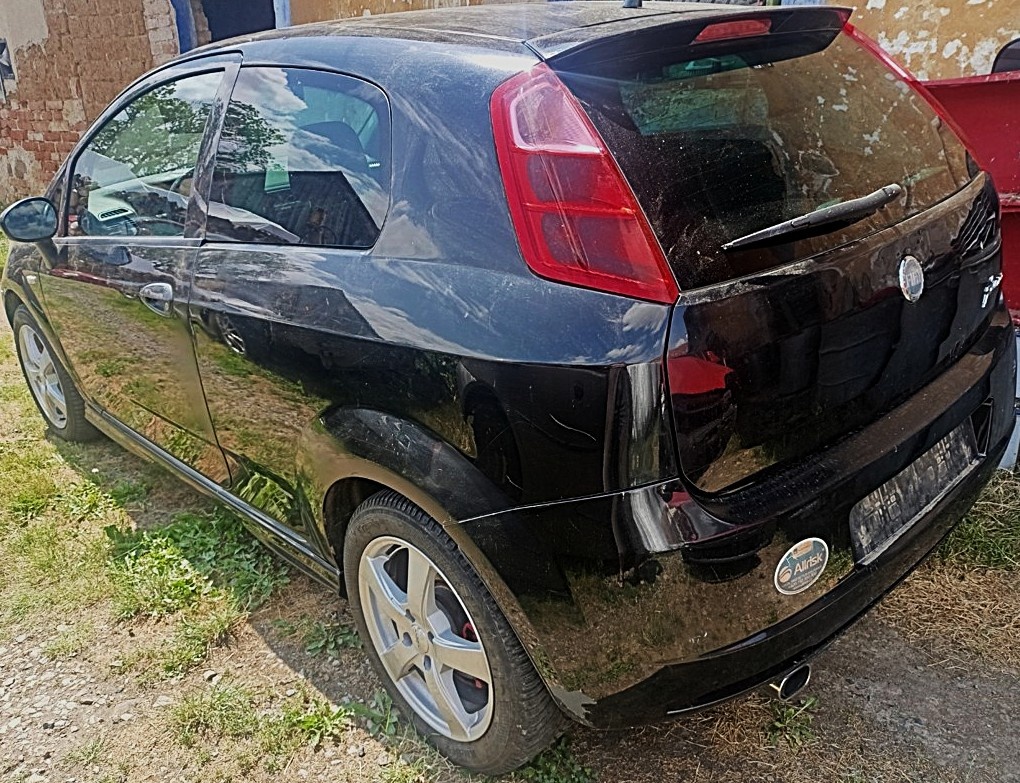 Fiat Grande Punto 1.4- 16V benzin -70kW - Sport -prodám ND - 3