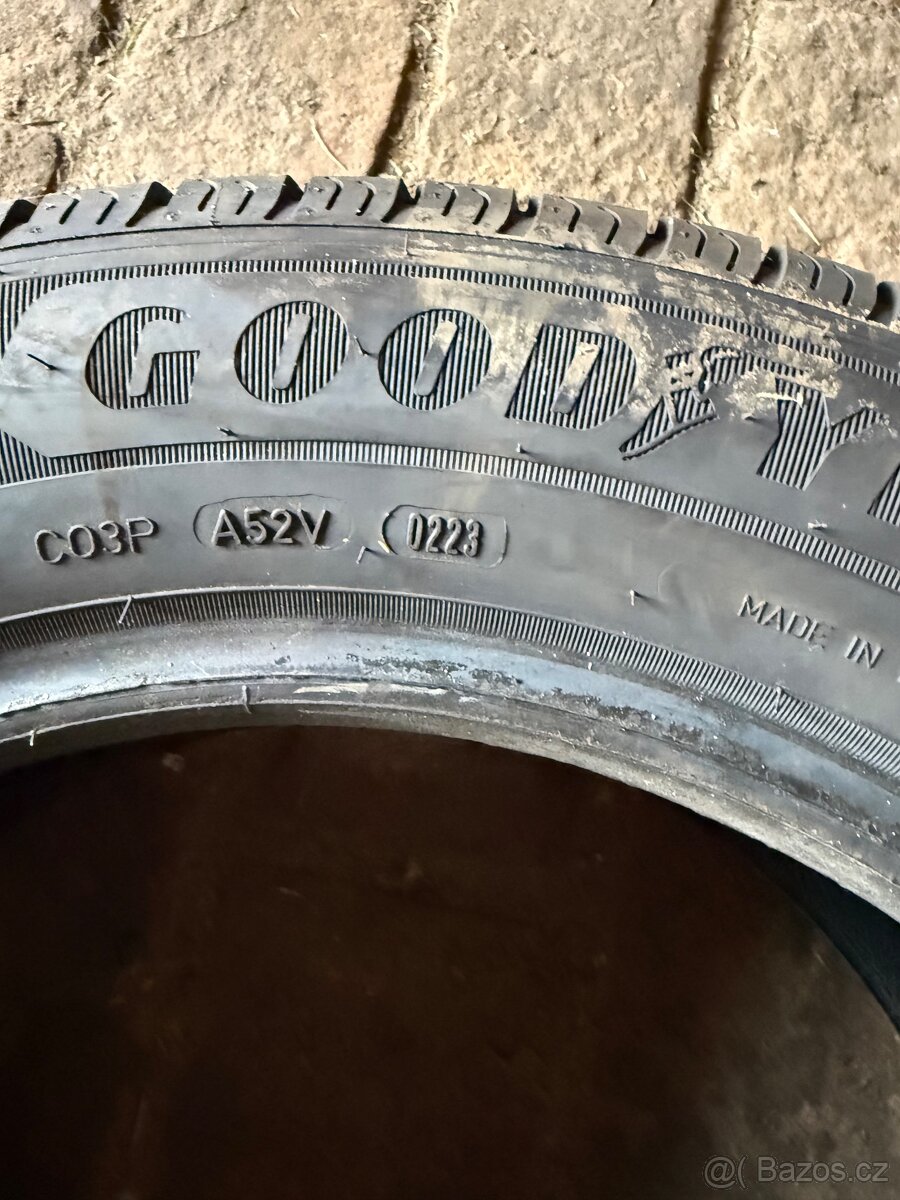 215/60r17c efficient grip cargo goodyear - 3