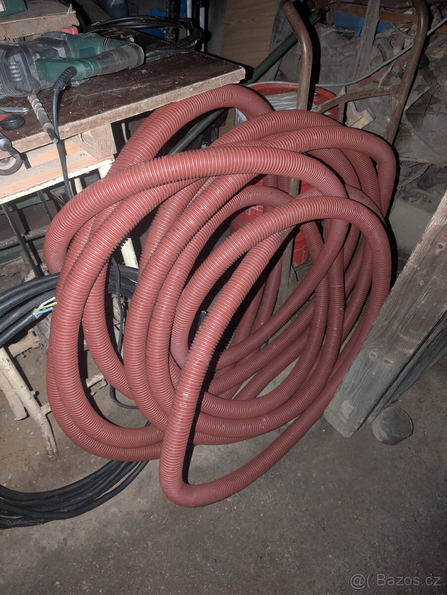 Cyky-j 5x10 kabel a chránička 50 - 3