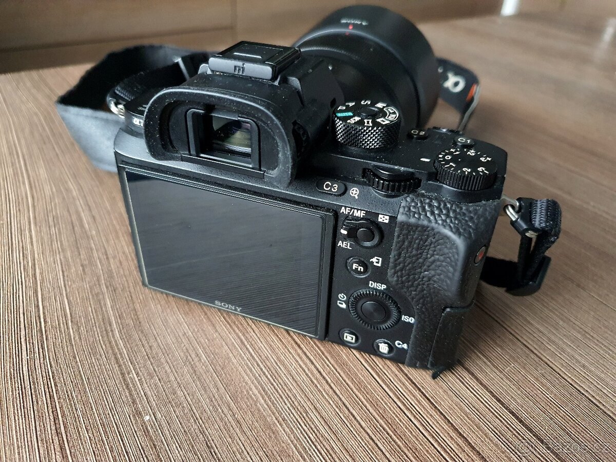 Sony A7RII + 3 objektivy - 3