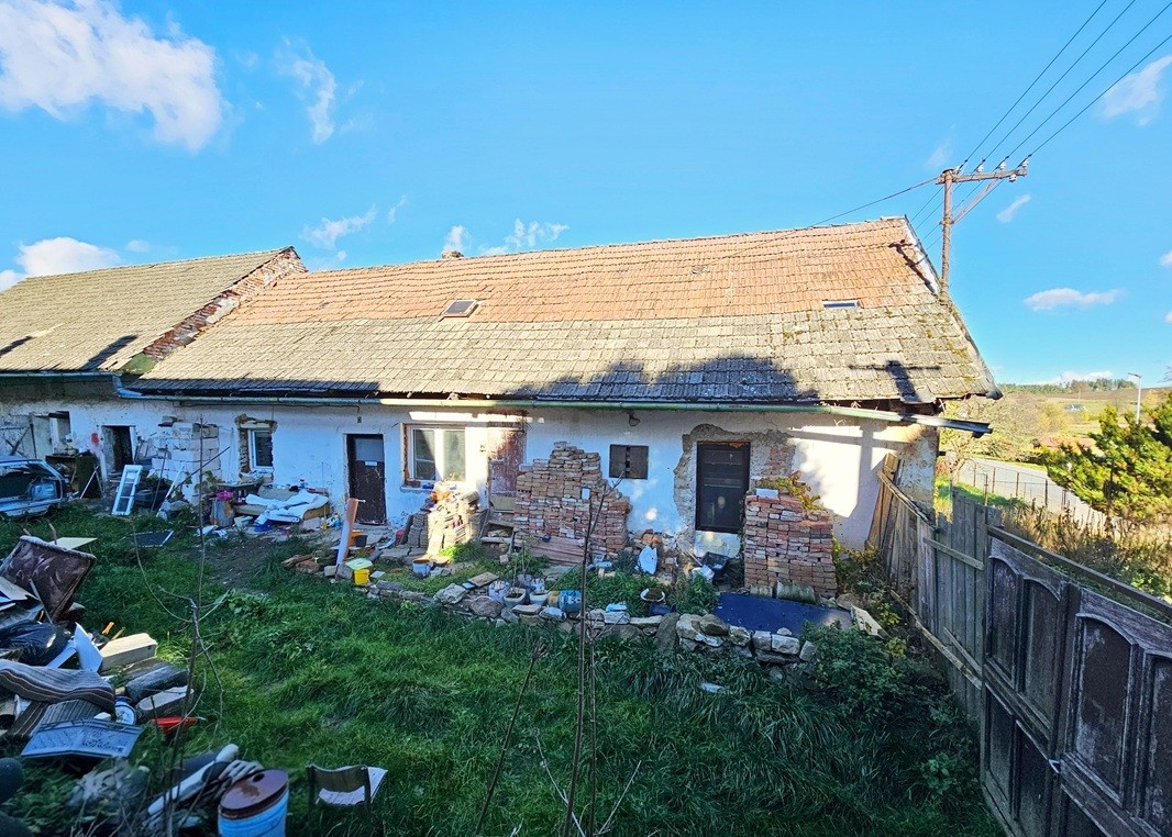 REZERVOVÁNO Dům k rekonstrukci, Horní Ves - 3