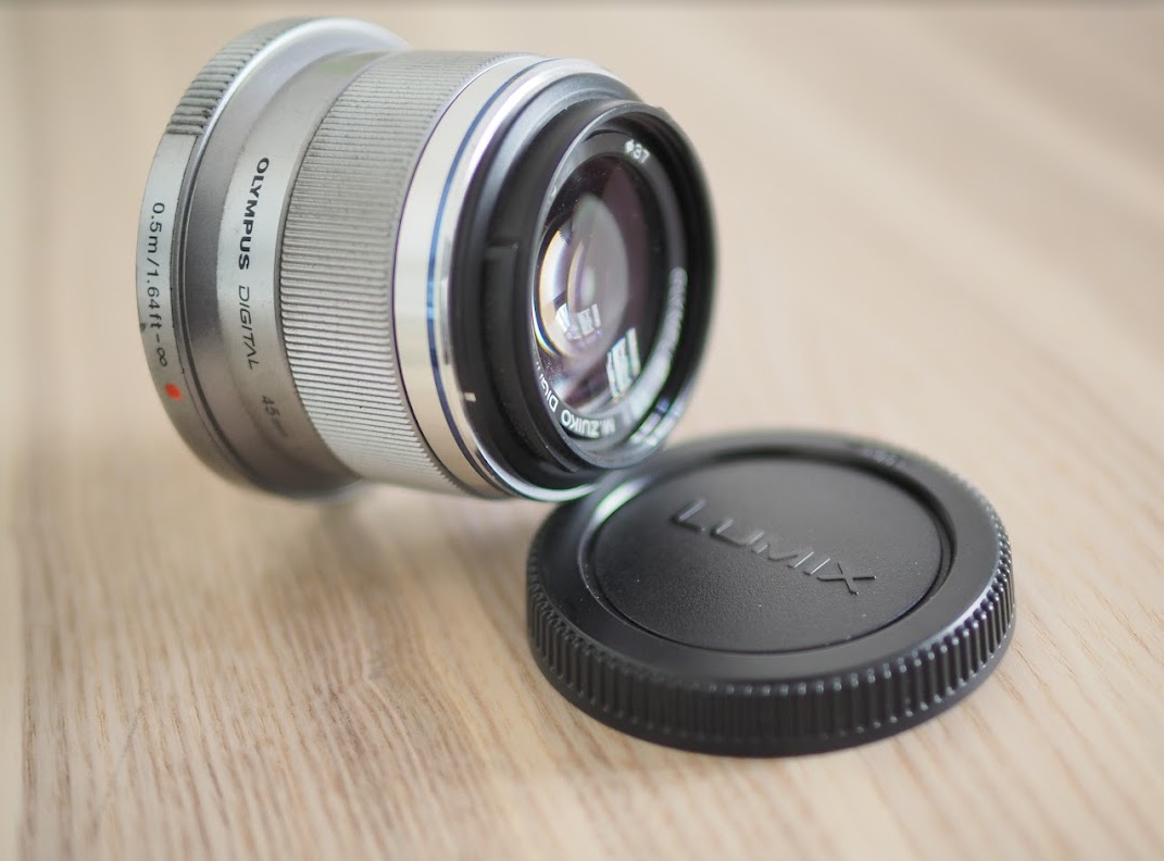 Olympus 45mm f/1.8 - 3