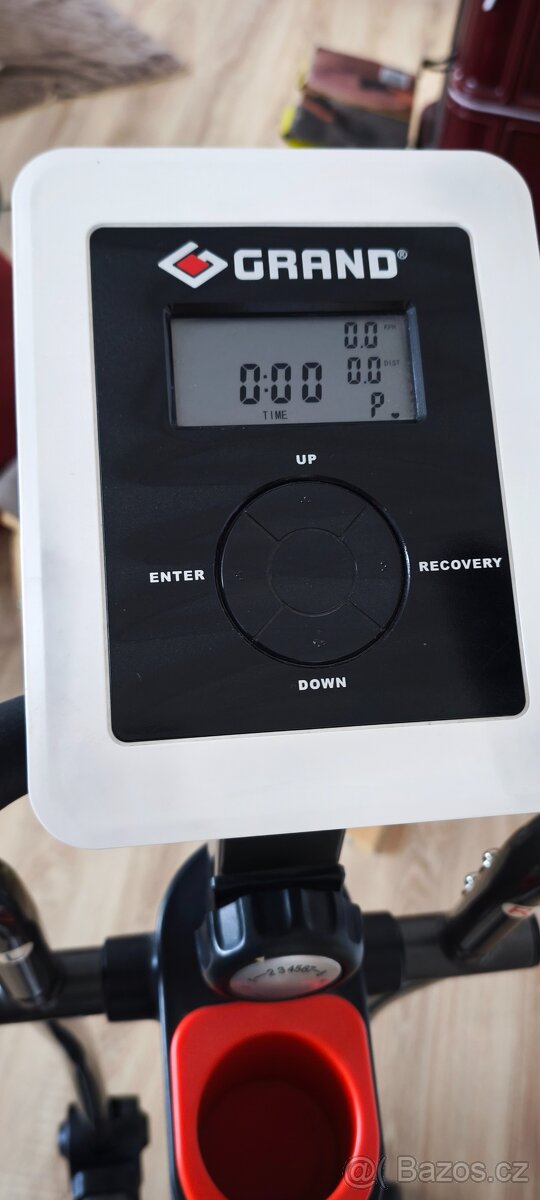 Eliptický trenažér Grand - 3