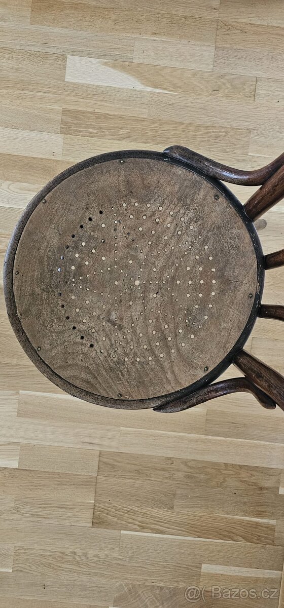 Židle z ohýbaného dřeva - 3