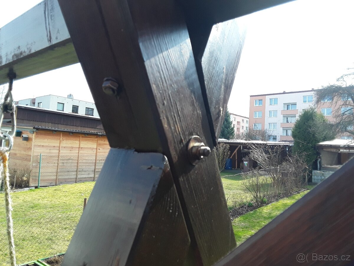 Dětská houpačka - 2 houpačky a žebřík - 3