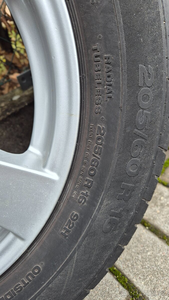 Prodám dvě sady kol včetně pneu - 3