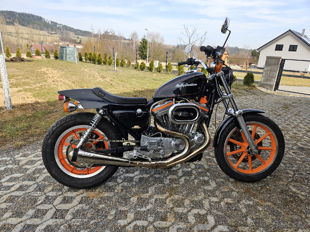 Harley Davidson XL883 - 3