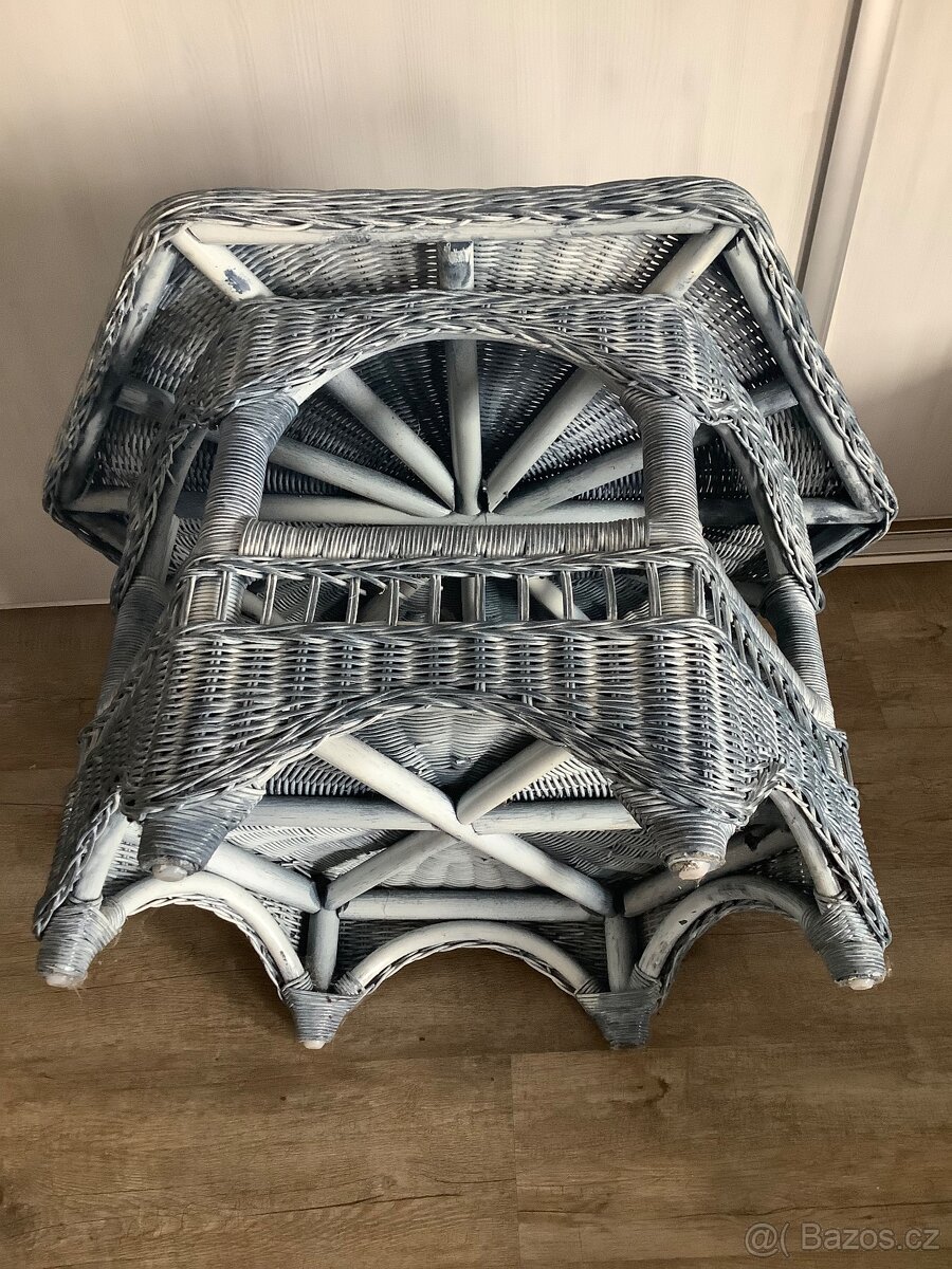 RATANOVÝ SOLITÉR - 3