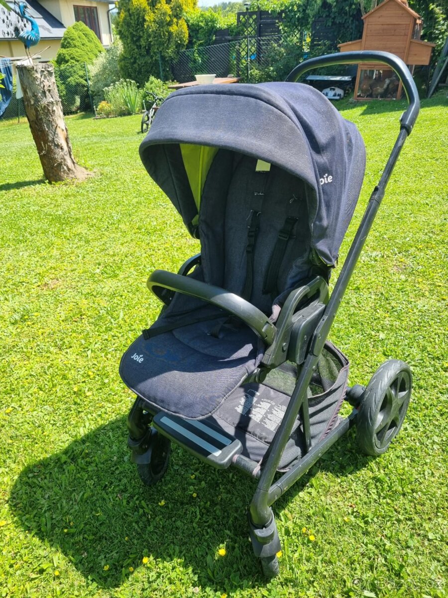 Kočárek Joie - 3