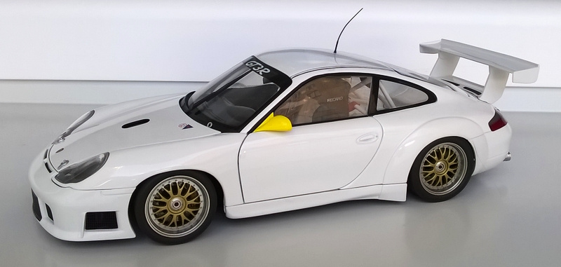 Porsche 911 1/18 - 3