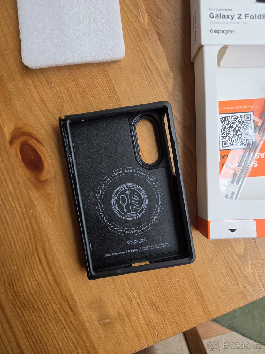 Spigen pouzdro Z Fold8 - 3