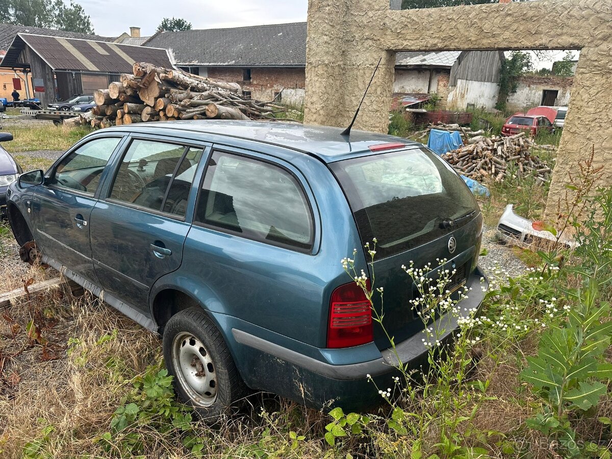 Octavia 1 díly (sedan i combi) - 3