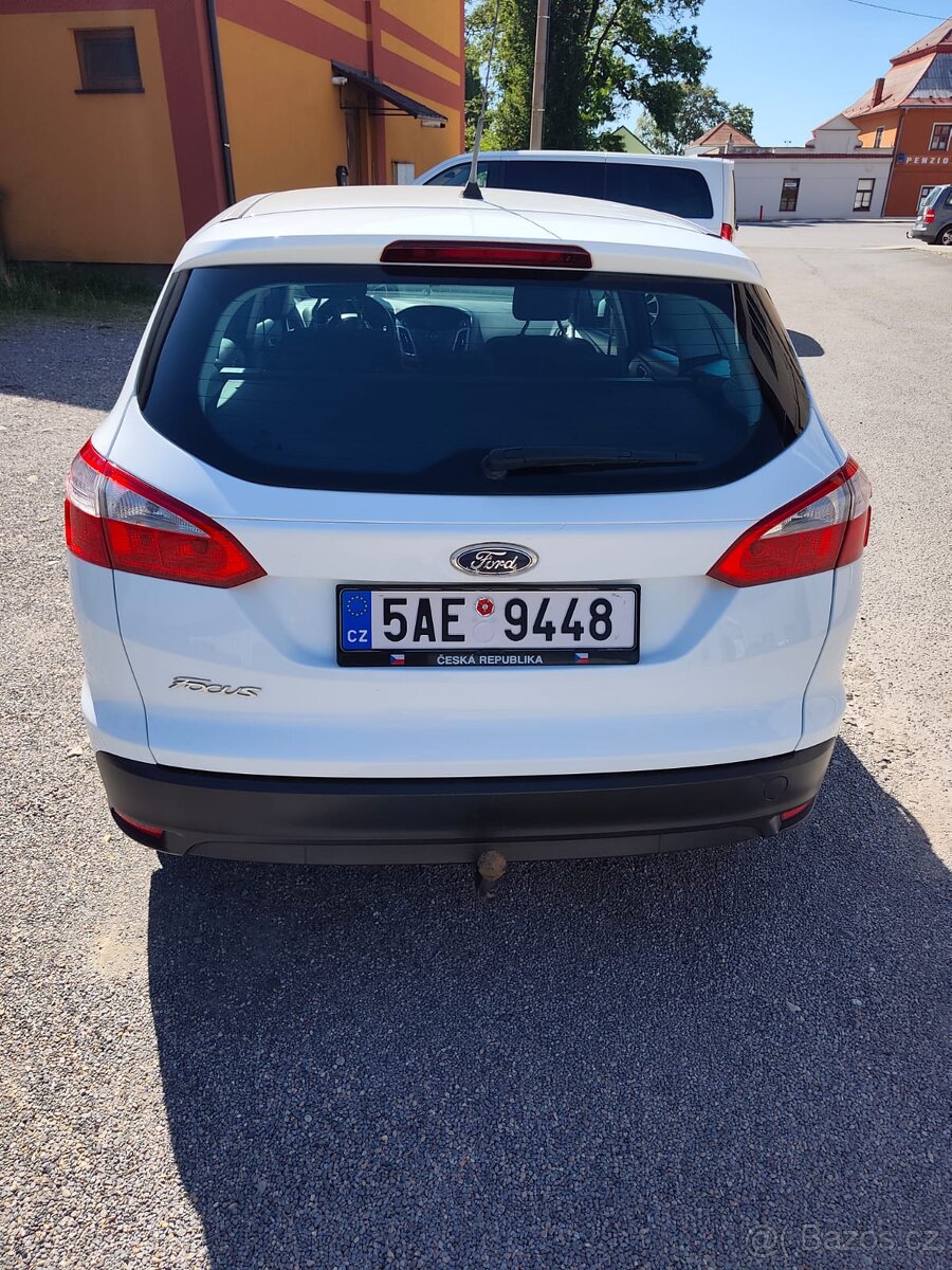 Ford Focus combi 1.6d, 85 kW, 2011 - 3