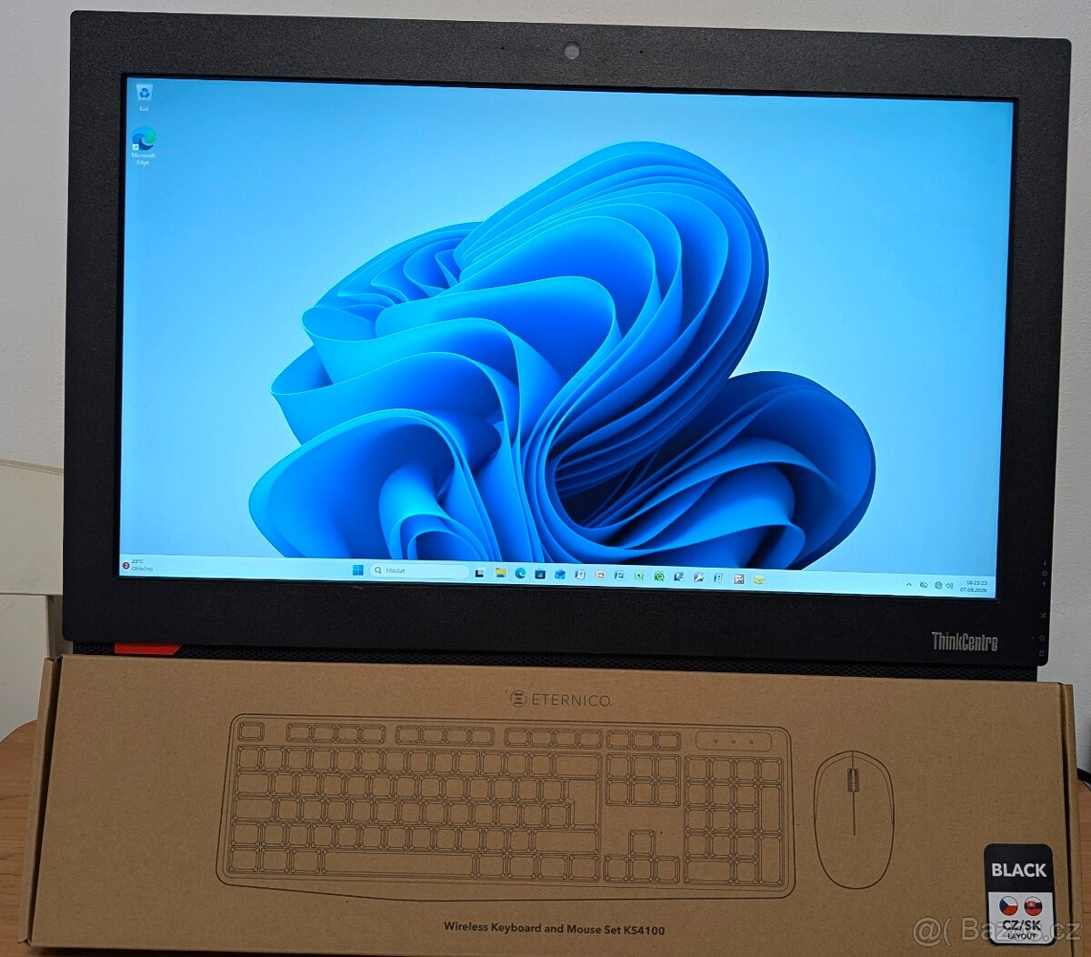 INTEL i7,Lenovo ThinkCentre M800z All In One PC,záruka - 3