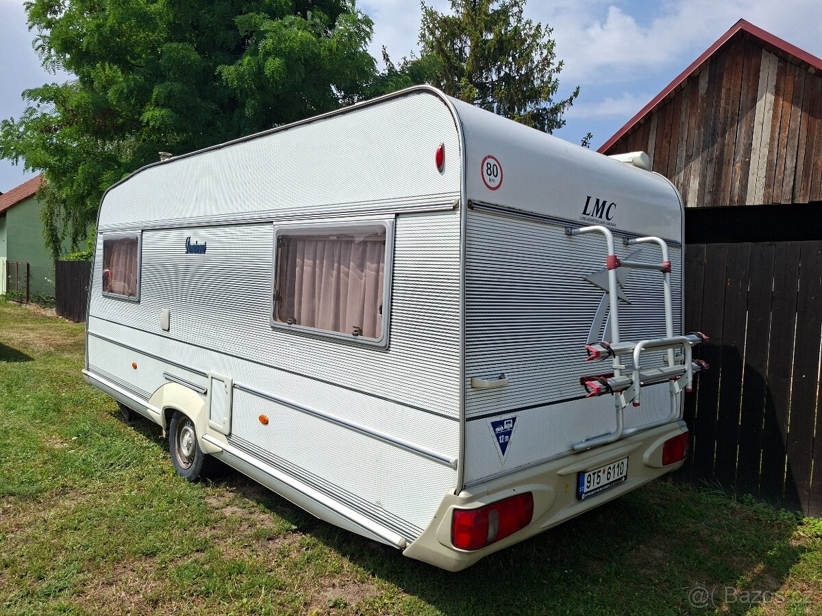 Prodám obytný přívěs karavan LMC Dominant - 3