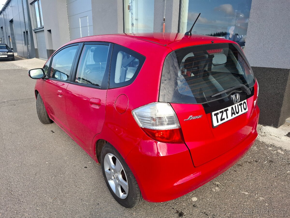 HONDA JAZZ 1.3i, 73kW, 160000km, po STK, TOP CENA - 3