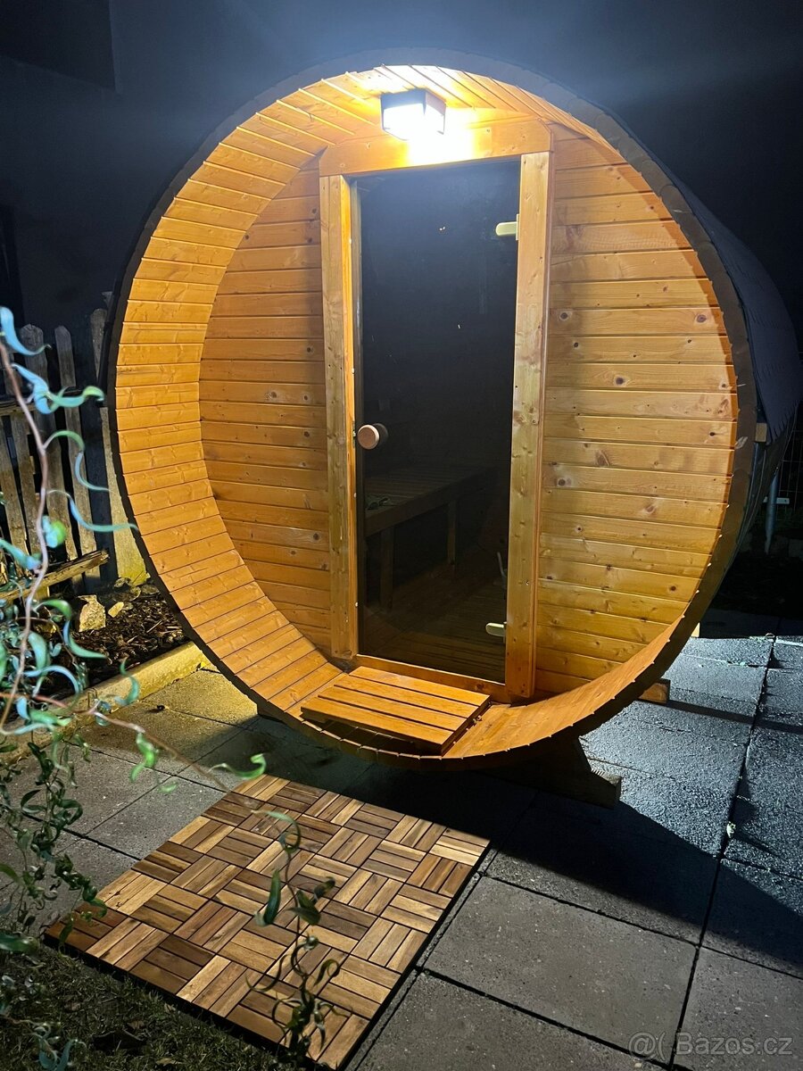 Sudová sauna s kamny - 3