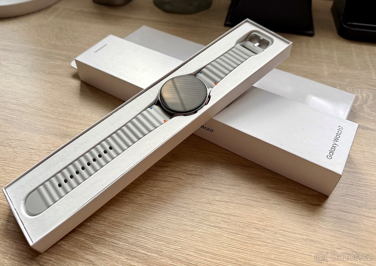 Samsung Galaxy Watch 7 44mm stříbrné, zánovní, komplet - 3