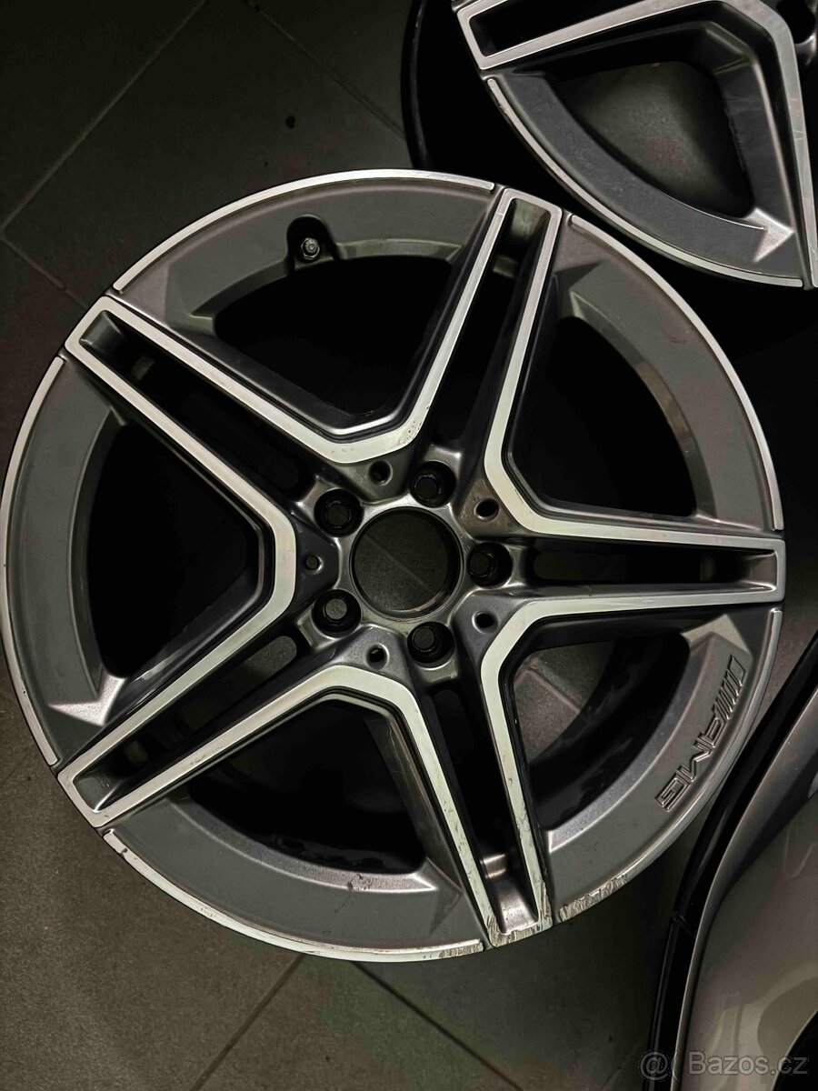 Mercedes AMG Disky 18' - 3