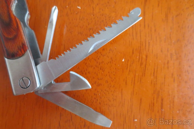 Prodám nůž s kombinací výbavy - 3
