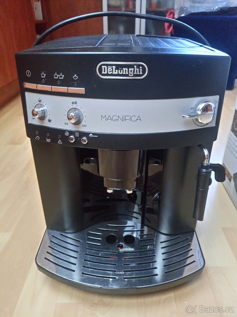 Kávovar Delonghi - 3