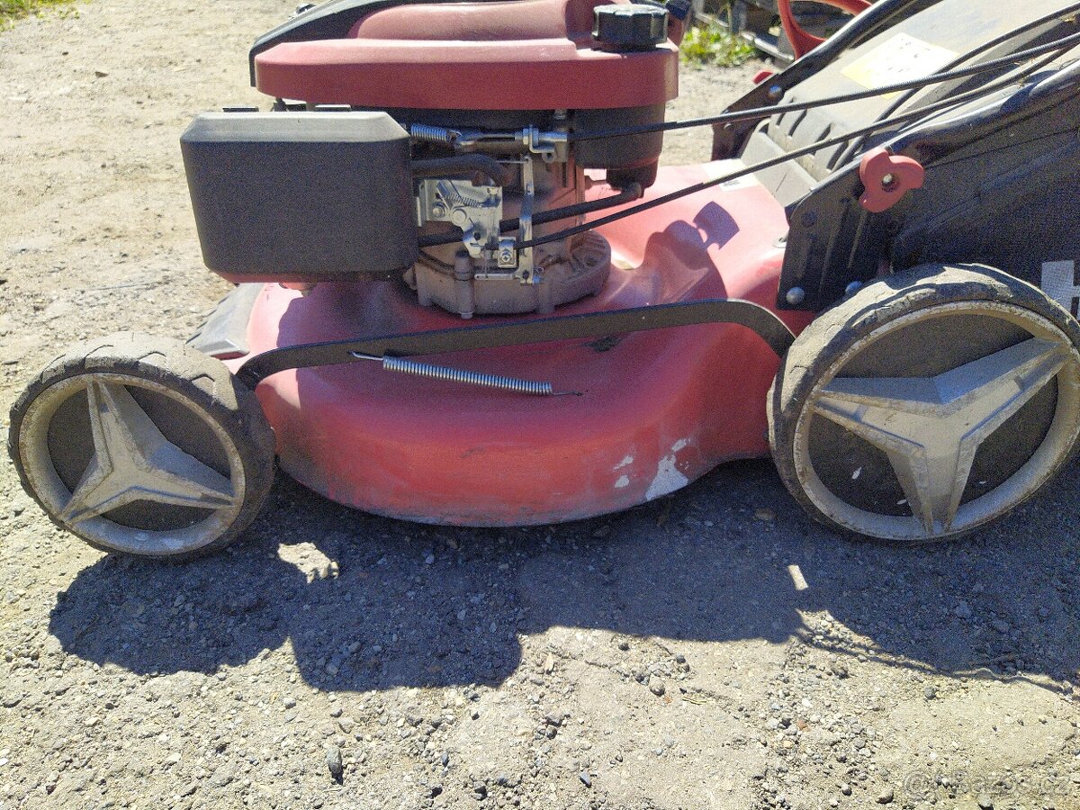 Sekačka Hecht 5556, záběr 51 cm, motor 3,2 kW - 3