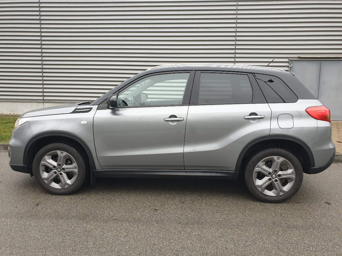Suzuki Vitara 4x4 1.6i 88KW NAVI KAMERA Servis SUZUKI - 3