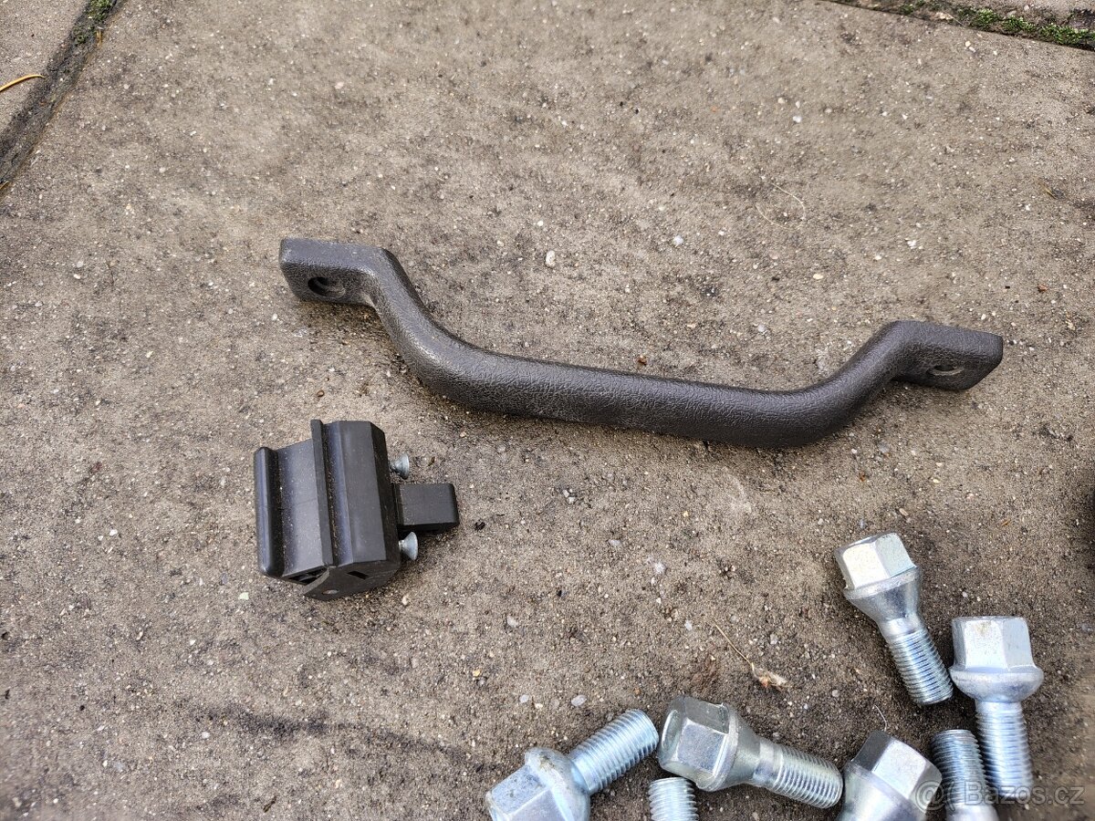 Škoda Favorit náhradní díly - 3