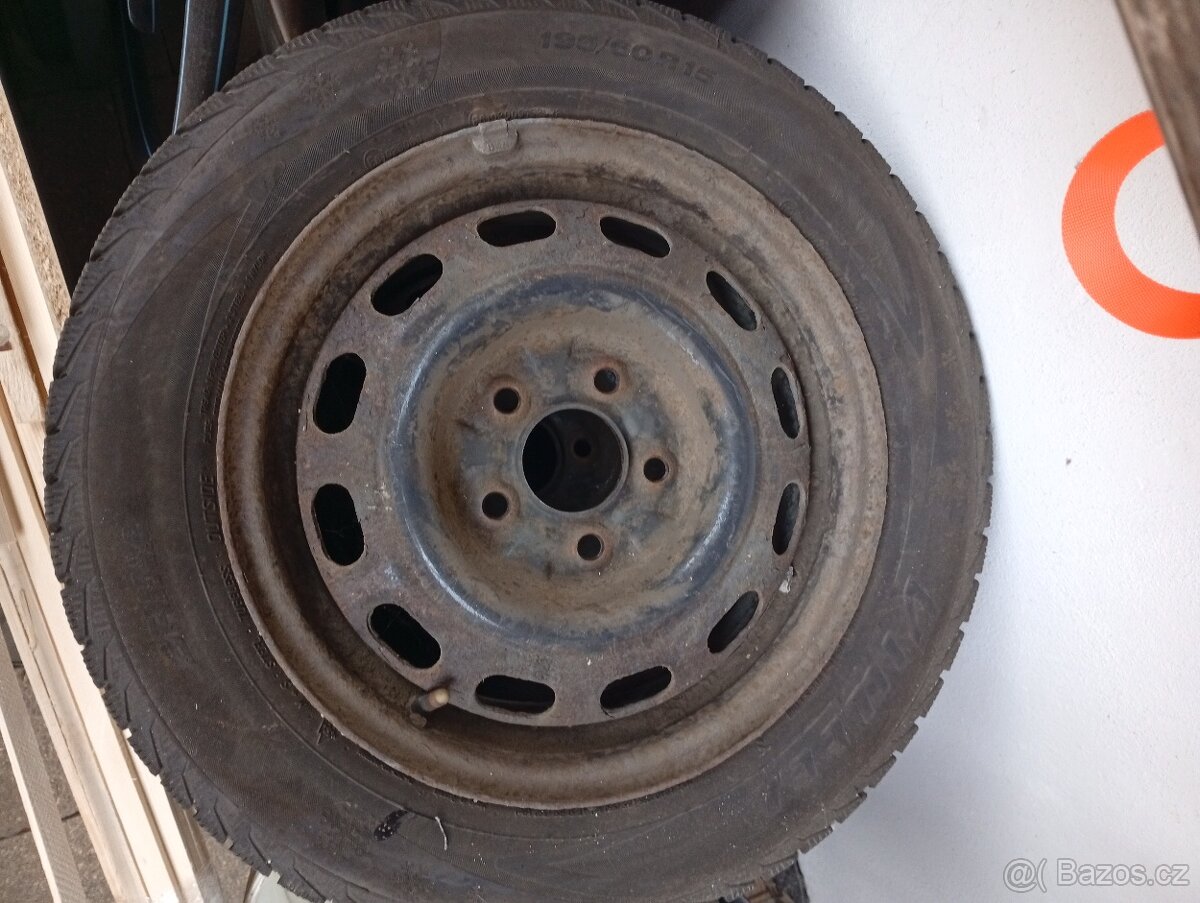 Zimní pneu 195/60/R15 - 3