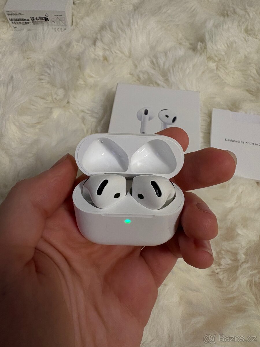 Apple Airpods 4 Bílé Sluchátka - 3