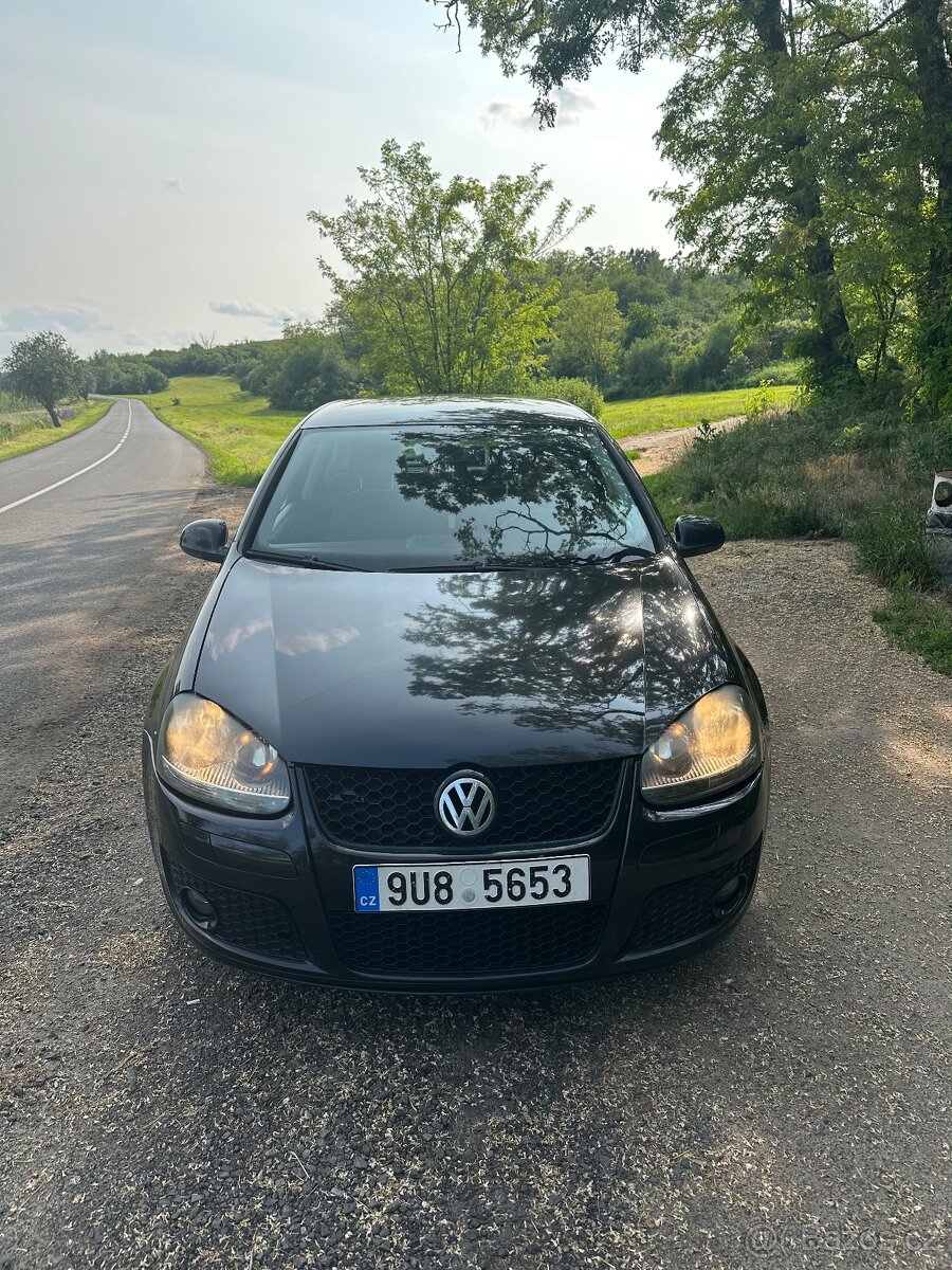 Prodám VW Golf V (MK5) - 3