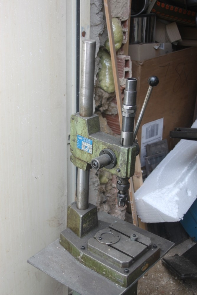 Stojanový ruční lis - litinový profi - 3