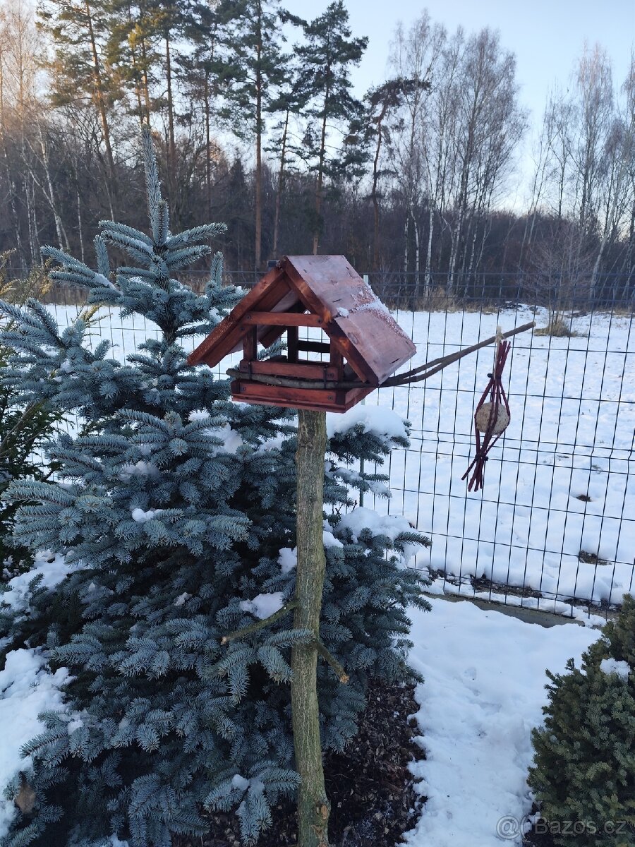 Krmítko pro ptáčky - 3