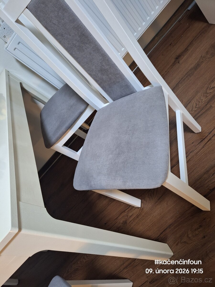 Rozkládací stůl + 5 židlí - 3