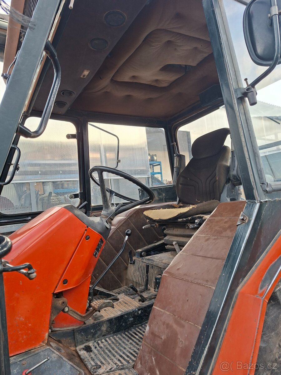 PREDAM TRAKTOR ZETOR 7211 ORIGINAL STAV 3500MTH - 3